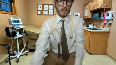 gnickname online show from 06/14/26, 07:43
