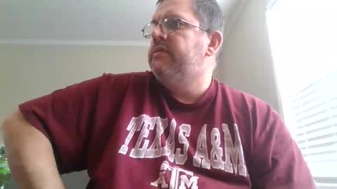 Snapshot of gobey33 chatting on 11/09/25, 04:05 IDKIDCIDGAF online show from 11/09/25, 04:05