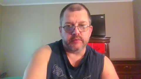 Snapshot of gobey33 chatting on 05/12/26, 04:59 IDKIDCIDGAF online show from 05/12/26, 04:59