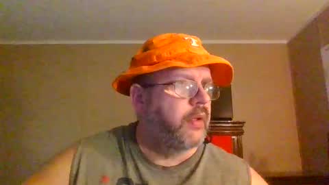 Snapshot of gobey33 chatting on 05/20/26, 11:00 IDKIDCIDGAF online show from 05/20/26, 11:00