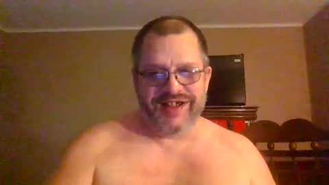 Snapshot of gobey33 chatting on 05/21/26, 10:50 IDKIDCIDGAF online show from 05/21/26, 10:50