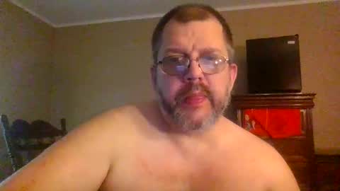 Snapshot of gobey33 chatting on 05/27/26, 08:06 IDKIDCIDGAF online show from 05/27/26, 08:06