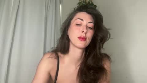 Snapshot of goblingoddess chatting on 02/16/25, 04:32 GoblinGoddesss online show from 02/16/25, 04:32