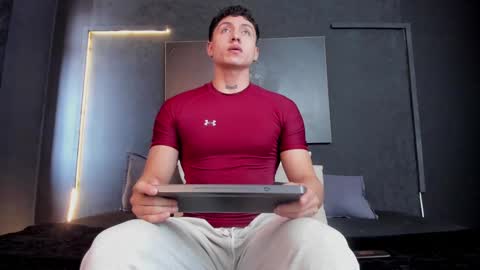 steven online show from 12/03/24, 12:38