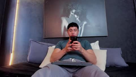 steven online show from 12/04/24, 03:32