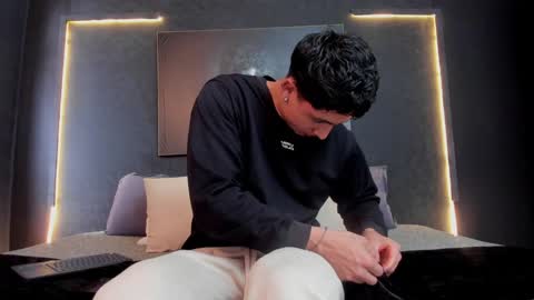 steven online show from 12/09/24, 03:44