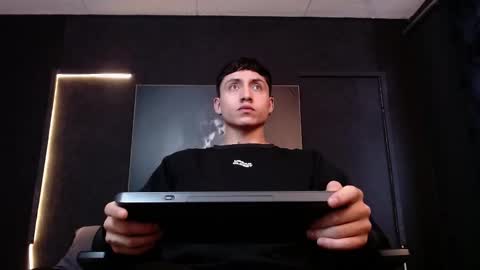 steven online show from 10/16/25, 11:11