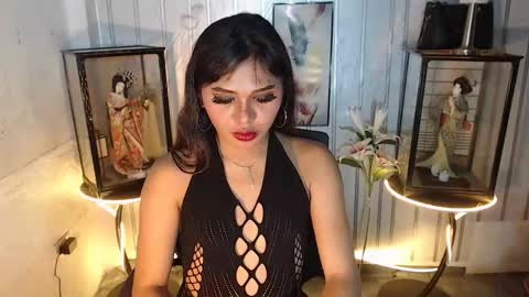 Snapshot of goddes_mikazza chatting on 02/27/26, 04:18 Mikazza online show from 02/27/26, 04:18