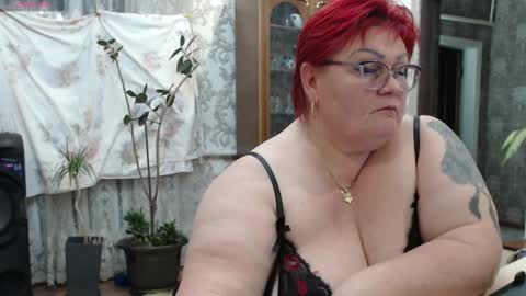 Snapshot of goddess57 chatting on 02/01/25, 09:08 Goddess online show from 02/01/25, 09:08