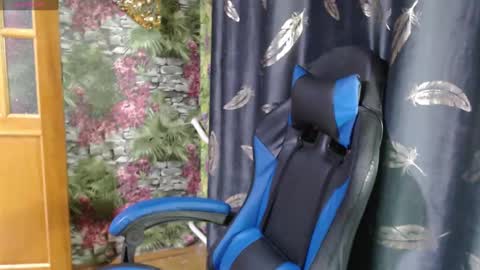 Snapshot of goddess57 chatting on 02/26/25, 12:58 Goddess online show from 02/26/25, 12:58