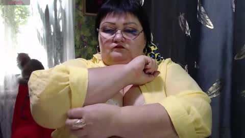 Snapshot of goddess57 chatting on 10/16/25, 07:31 Goddess online show from 10/16/25, 07:31