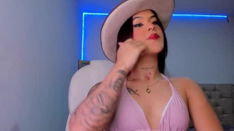 Ariluz online show from 12/16/24, 01:10