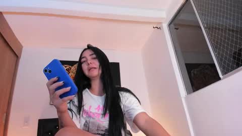 goddess_eli77 online show from 11/19/25, 02:22