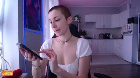 Snapshot of goddess_elpisfoxter chatting on 05/28/26, 05:16 Elpis Foxter online show from 05/28/26, 05:16
