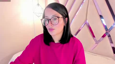 M A R T I N A  online show from 04/28/26, 01:49