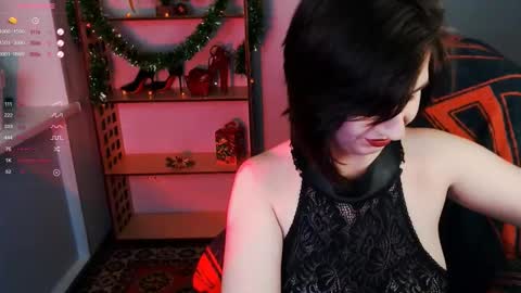 Snapshot of goddess_sophie99 chatting on 01/13/25, 04:18 Goddess Sophie99 online show from 01/13/25, 04:18