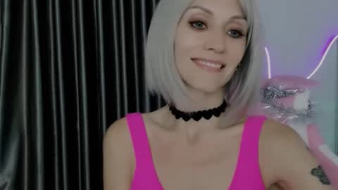 Snapshot of goddess_stars chatting on 01/13/26, 11:59 Katarina online show from 01/13/26, 11:59