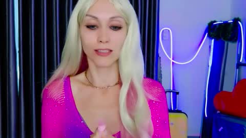 Snapshot of goddess_stars chatting on 02/13/26, 10:22 Katarina online show from 02/13/26, 10:22