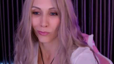 Snapshot of goddess_stars chatting on 02/27/26, 09:31 Katarina online show from 02/27/26, 09:31