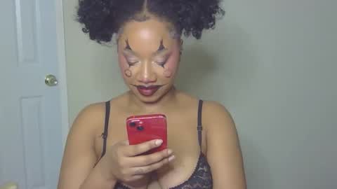 Snapshot of goddessdaisysky chatting on 11/01/25, 12:23 Goddess Daisy Sky online show from 11/01/25, 12:23