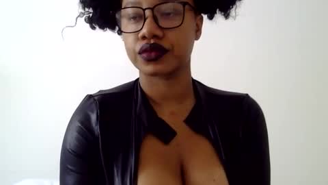 Snapshot of goddessdaisysky chatting on 01/13/26, 09:20 Goddess Daisy Sky online show from 01/13/26, 09:20