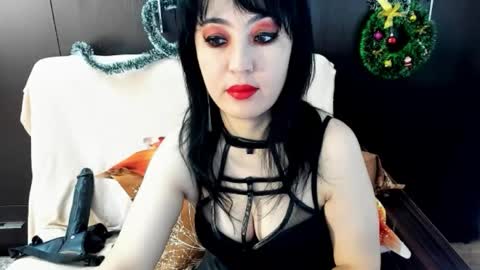 goddessemily_ online show from 12/21/25, 04:19