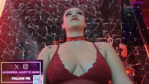 Snapshot of goddessjuliettenoiir chatting on 02/21/26, 08:21 Goddes Juliette Noiir online show from 02/21/26, 08:21