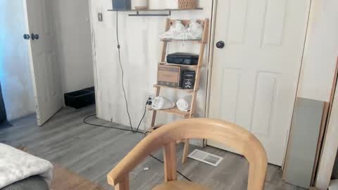 Kallie online show from 10/13/25, 02:39