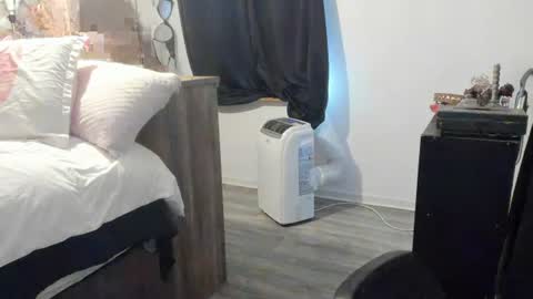 Kallie online show from 07/22/26, 04:21