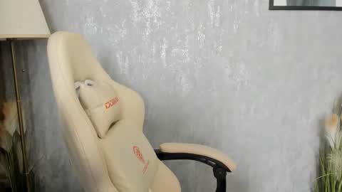 Mistress online show from 10/28/25, 09:02