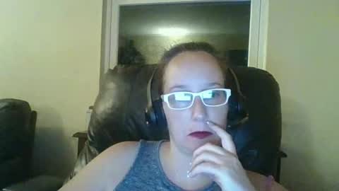 Crystal online show from 11/18/25, 09:14