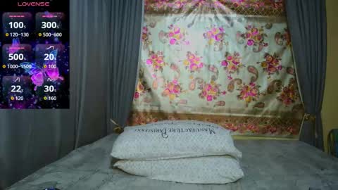Snapshot of goddessoffury00 chatting on 10/14/25, 09:10 Layla Salvardor online show from 10/14/25, 09:10