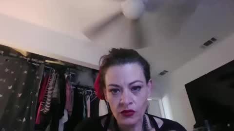 goddessrae19 online show from 12/02/25, 04:13