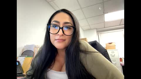 Snapshot of goddessxxrosexx chatting on 02/06/25, 01:16 GoddessxxRosexx online show from 02/06/25, 01:16