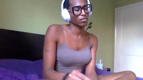 Snapshot of goddexx_kii chatting on 11/05/25, 09:26 goddexx_kii online show from 11/05/25, 09:26