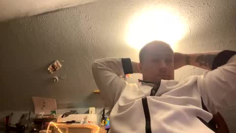 Snapshot of godgivenclimaxzz chatting on 02/16/25, 06:21 SirCumzalottt online show from 02/16/25, 06:21