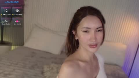 Snapshot of godisawomanxx chatting on 12/14/25, 05:35 Miss Belle Peters online show from 12/14/25, 05:35