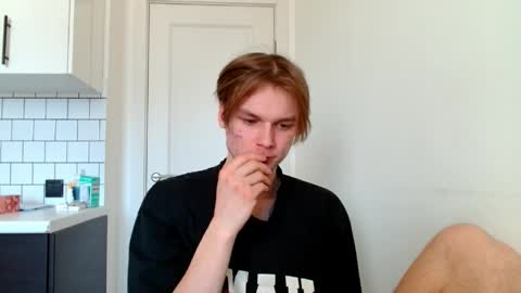 Daniel online show from 04/01/26, 01:41