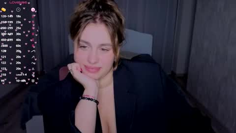 Snapshot of goga_li chatting on 09/10/25, 05:35 Lilya online show from 09/10/25, 05:35