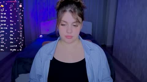 Snapshot of goga_li chatting on 09/19/25, 04:51 Lilya online show from 09/19/25, 04:51