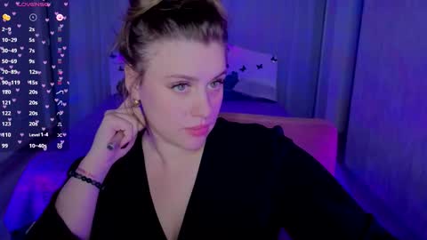 Snapshot of goga_li chatting on 09/23/25, 06:22 Lilya online show from 09/23/25, 06:22