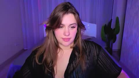 Snapshot of goga_li chatting on 10/20/25, 04:07 Lilya online show from 10/20/25, 04:07