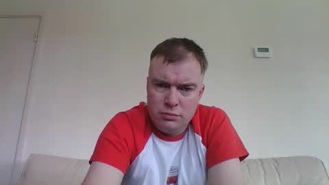 Snapshot of gogo12104 chatting on 04/06/26, 09:10 jme online show from 04/06/26, 09:10