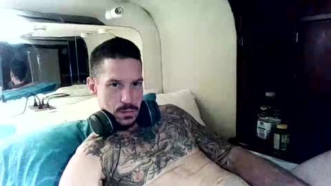 Snapshot of goinwild8900 chatting on 12/11/24, 12:44 goinwild8900 online show from 12/11/24, 12:44