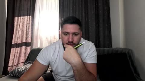 gold_alpha_boy online show from 11/24/25, 09:53