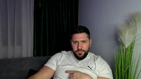 gold_alpha_boy online show from 02/09/26, 08:46