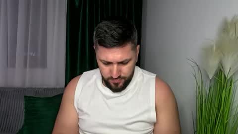 gold_alpha_boy online show from 04/01/26, 07:00