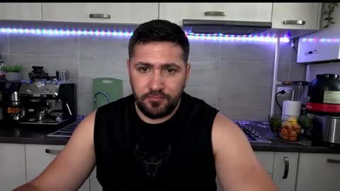 gold_alpha_boy online show from 06/18/26, 01:59