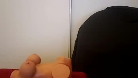 Snapshot of goldcmen chatting on 12/12/24, 05:04 Goldcmen online show from 12/12/24, 05:04