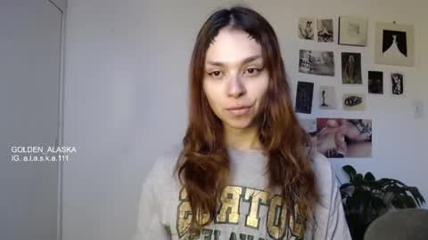 Snapshot of golden_alaska chatting on 09/25/25, 11:36 Alaska online show from 09/25/25, 11:36